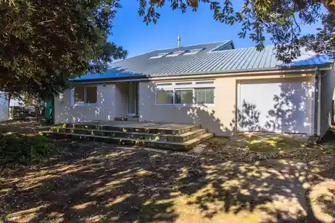 Iconic Betty’s Bay Home with Panoramic Views