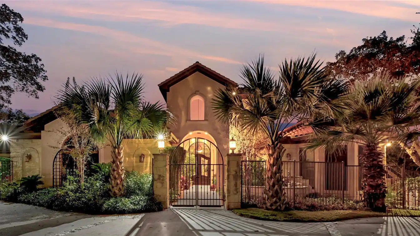 Exceptional Estate in Prestigious Arbolago
