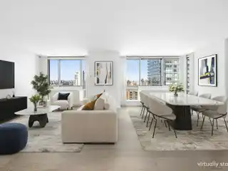 High-Floor Home with Four Exposures