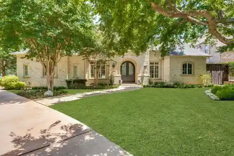 Magnificent Dallas Luxury Home
