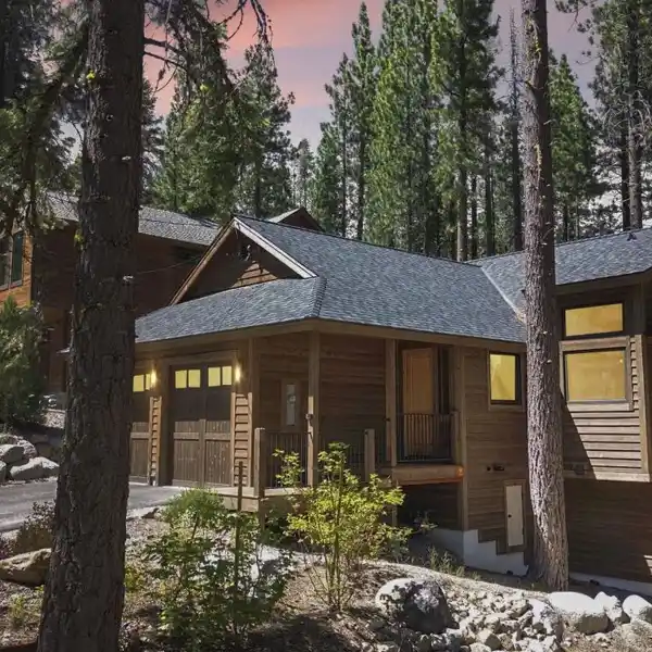 WELL CRAFTED HOME DESIGNED WITH COMFORT IN MIND