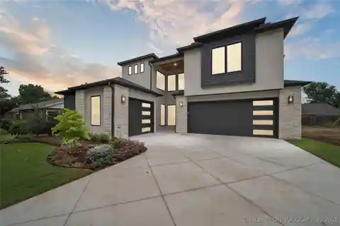 Sophisticated Midtown Retreat