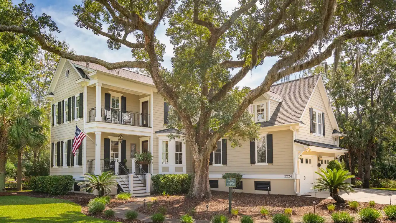Beautiful Lowcountry Classic Home in Park West