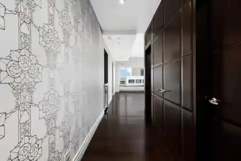 Bespoke Luxury with Iconic Cityscape Views