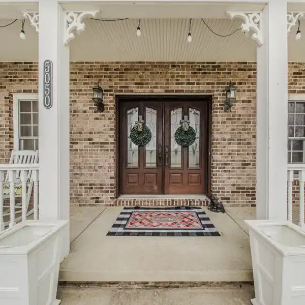 VICTORIAN FARMHOUSE ON 12 ACRES