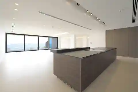 High-Floor Apartment in W Residences