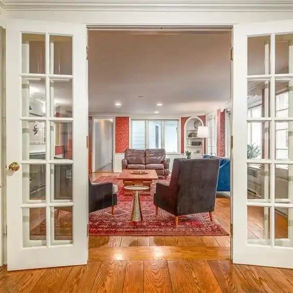 HANDSOME VINTAGE COLONIAL ON ONE ACRE