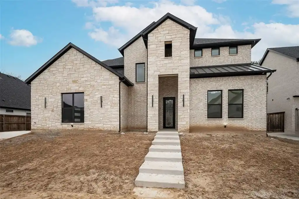 Thoughtfully Designed New Modern Farmhouse
