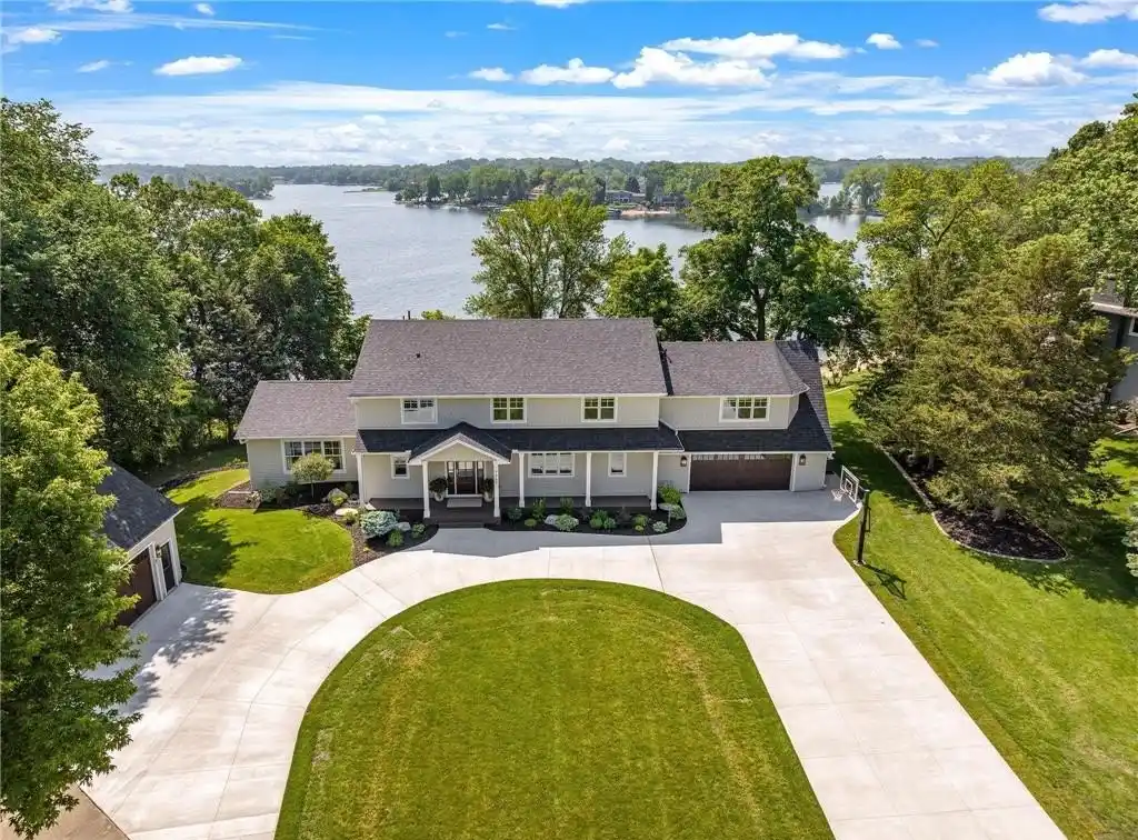 Luxury Lake Living on Lower Prior Lake