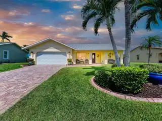 Well-Maintained Waterfront Residence in Coral Shores East