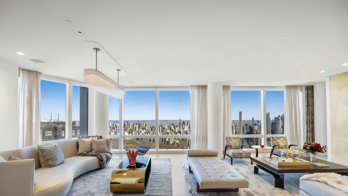Exceptional Duplex Residence at the Iconic One Central Park