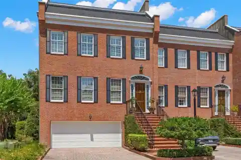 Elegant Ballast Point Retreat with Private Courtyard