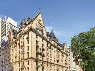 Magnificent Parkfront Corner Residence at the Dakota