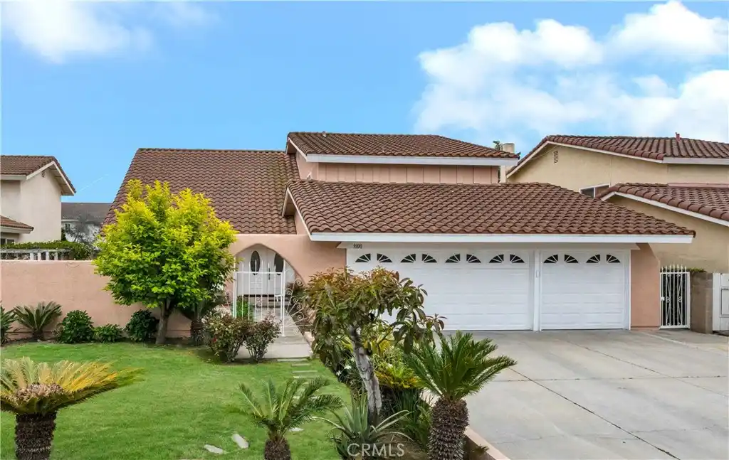 Executive Home in Highly Coveted Award Estates