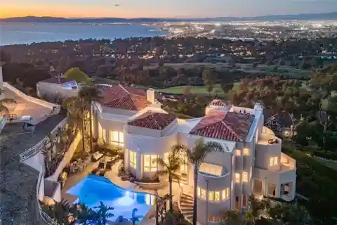 Exceptional Gated Estate in Esteemed Palos Verdes Estates