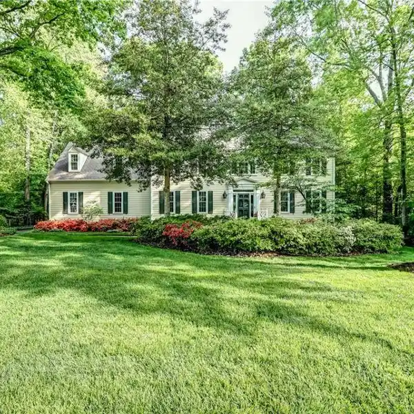 SPECTACULAR HOME IN COLONIES AT WILDE LAKE