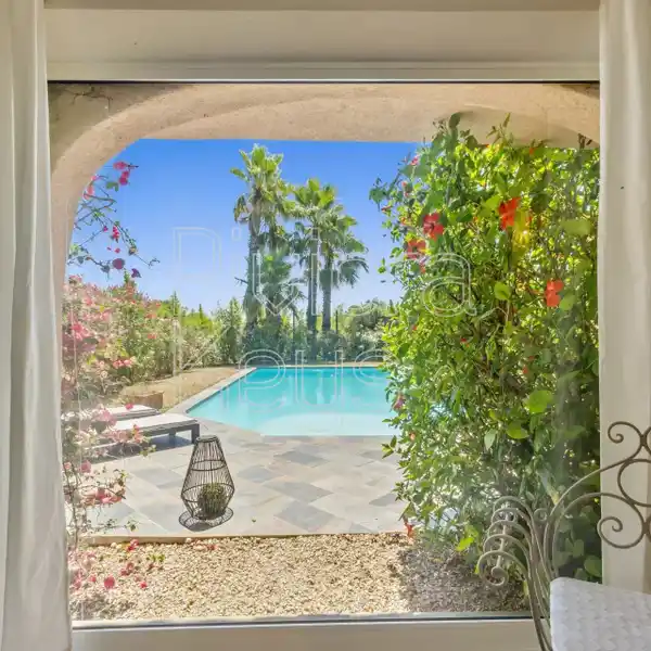 SPACIOUS VILLA WITH POOL AND PANORAMIC VIEWS