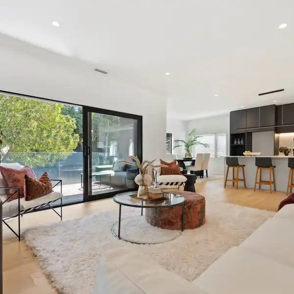 MODERN SOPHISTICATION WITH REFINED DESIGN