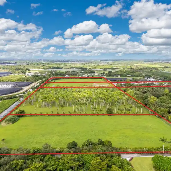 CREATE YOUR DREAM ON 29 ACRES