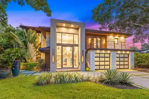 Exceptional Waterfront Residence in Snell Isle