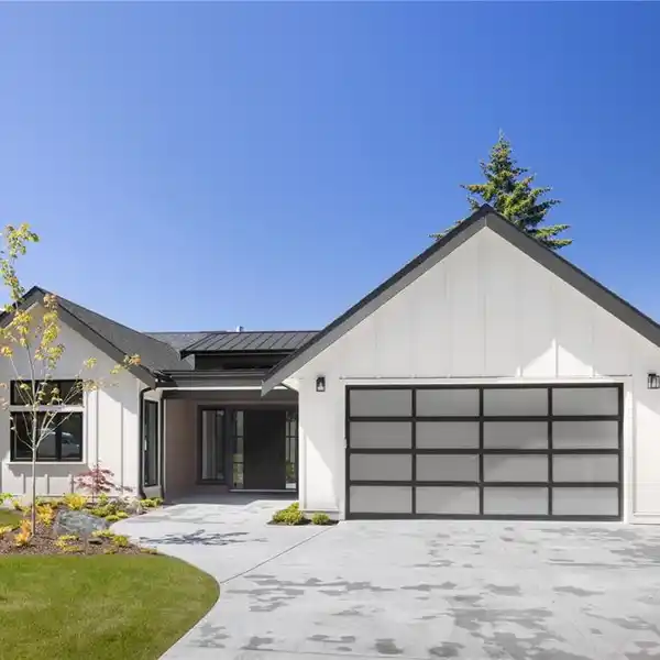 STUNNING RANCHER ON A SCENIC LOT