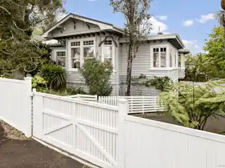 Updated 1910s Gem Near Ponsonby Road
