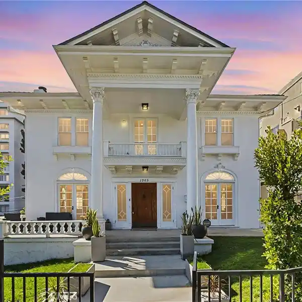 DISTINGUISHED NEOCLASSICAL REVIVAL RESIDENCE IN WHITLEY HEIGHTS