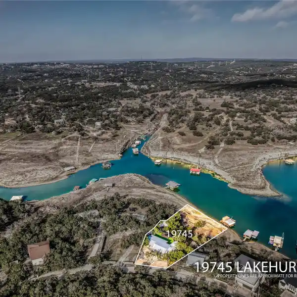 RARE LAKE TRAVIS WATERFRONT GEM