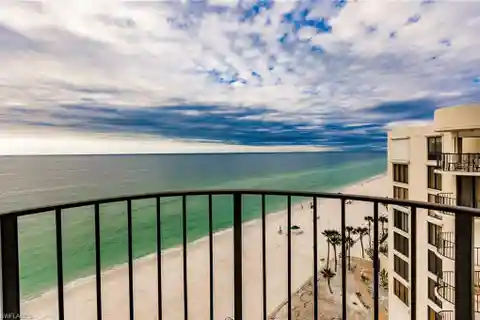 Bright and Spacious Top-floor Condo