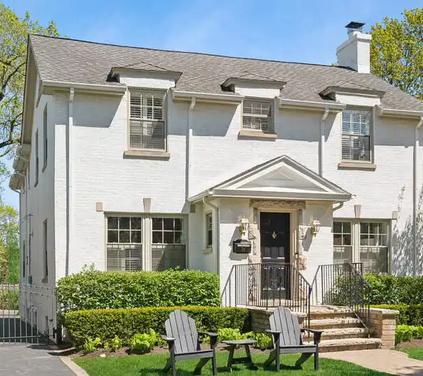 PICTURESQUE COLONIAL WITH EXPANSIVE BACKYARD IN KENILWORTH