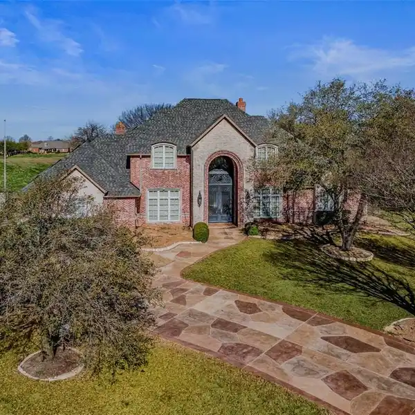 AMAZING HOME AT THE END OF A CUL-DE-SAC