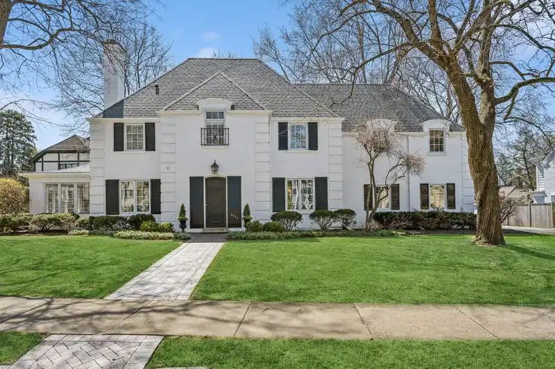 Stunning French Colonial