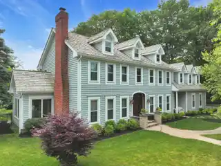 Beautifully Appointed Colonial Estate