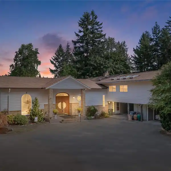 7.49 ACRES OF UNTAPPED POTENTIAL