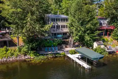 Charming Turnkey Cottage on Lake Rescue