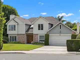 Spacious Point Loma Retreat Near Waterfront