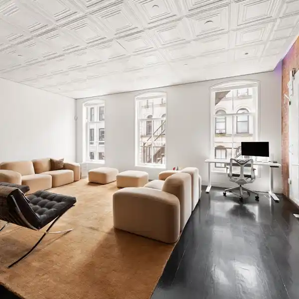 EXCEPTIONAL LOFT FOR LEASE