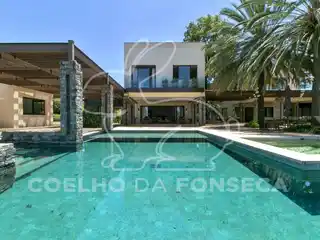 Spectacular Property Offering Modern Comfort