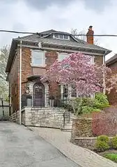 THOUGHTFULLY RENOVATED HOME IN CHAPLIN ESTATES