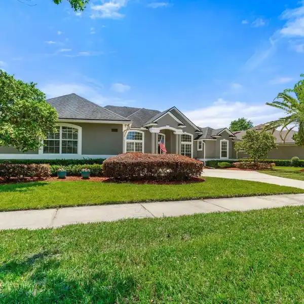 STYLE AND COMFORT IN DESIRABLE WORLD GOLF VILLAGE