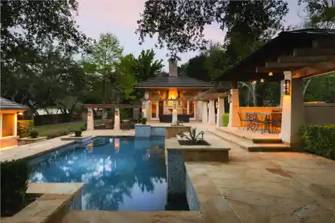 Well-designed Home Full of Timeless Charm
