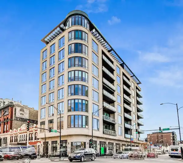 INCREDIBLE RESIDENCE AT 1550 ON THE PARK
