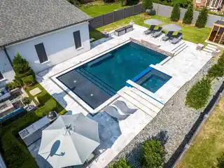 An Unparalleled Blend of Luxury and Convenience