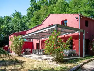 Elegant Villa Immersed in Natural Serenity