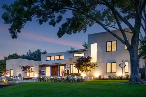 Breathtaking Modern Masterpiece