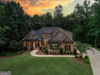 Stunning Lakefront Home with Elegant Open Concept