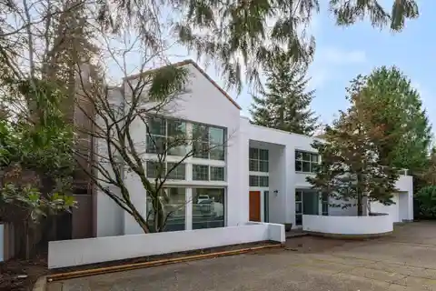 Sophisticated Home on a Huge Lot