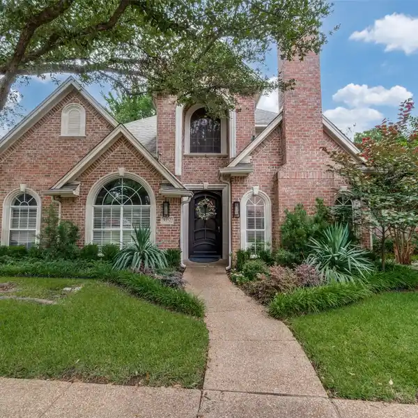 BEAUTIFULLY UPDATED HOME IN AN EXCLUSIVE ENCLAVE