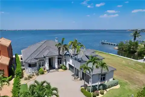 Luxury Waterfront Living in Catalpa Cove