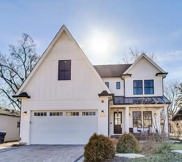 IMMACULATE CUSTOM HOME IN A SOUGHT-AFTER NEIGHBORHOOD